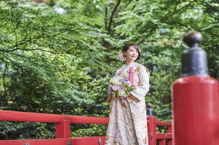 【2019年1~2月】椿が咲き誇る美しい季節に挙式をご検討の方へ『プレジー』(70名様~)