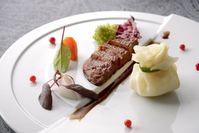 IT 牛フィレ肉のタリアータ